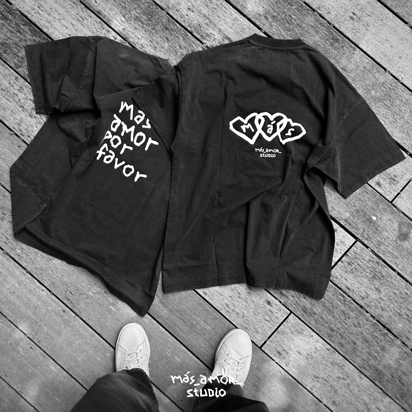  Black Tee HEARTS