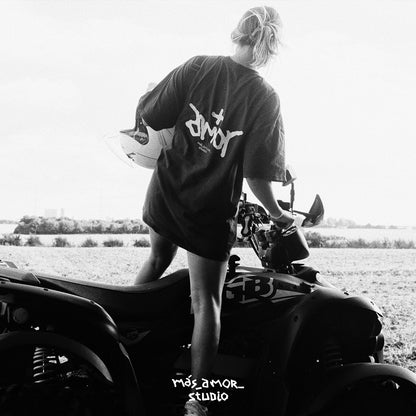 ‎ Vintage Black Tee +AMOR